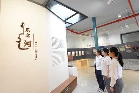 1762416399322488.jpg 4-学生外出参观 (3).jpg