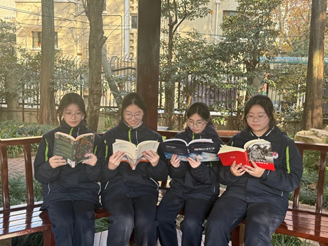 1762416431155633.jpg 5-学生上课与活动 (4).jpg