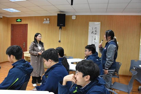 1765773204729237.jpg 25-11-20主题班会 赵清清01(1).jpg